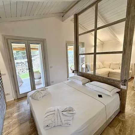 Petra D'arana Палау