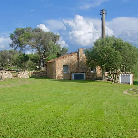 Petra D'arana Villa *